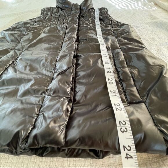 IZOD black puff vest, size S - Picture 10 of 12